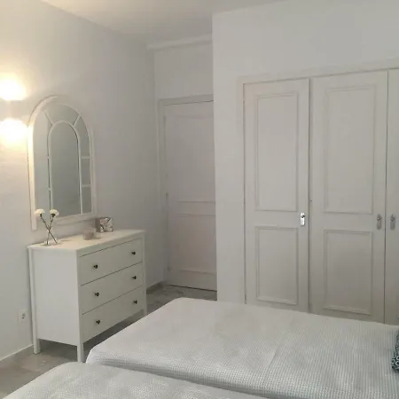 Rincon Del Mar Next To The 639 아파트 *